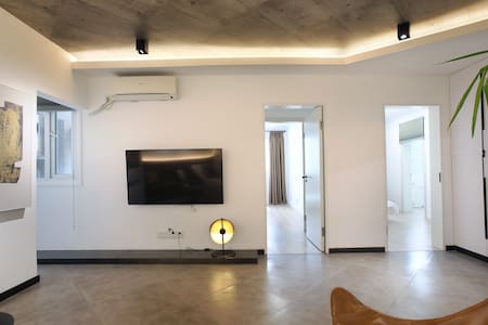 Xingguo Mansion - 3 bedroom apartment in Shanghai, FFC, Downtown