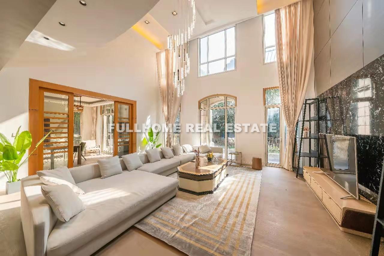 Buckingham Villa - 5 bedroom apartment in Shanghai, Other Areas, Pudong