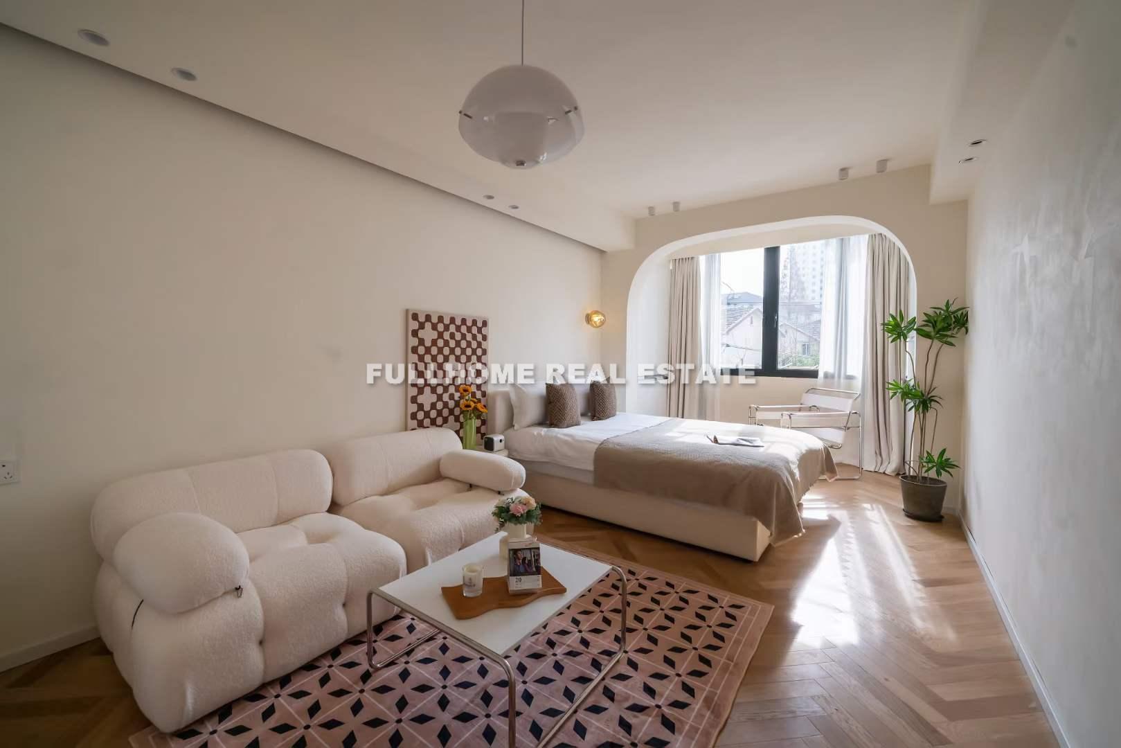 Same compound: Nan Dan Apartment, 1 bedrooms in Shanghai