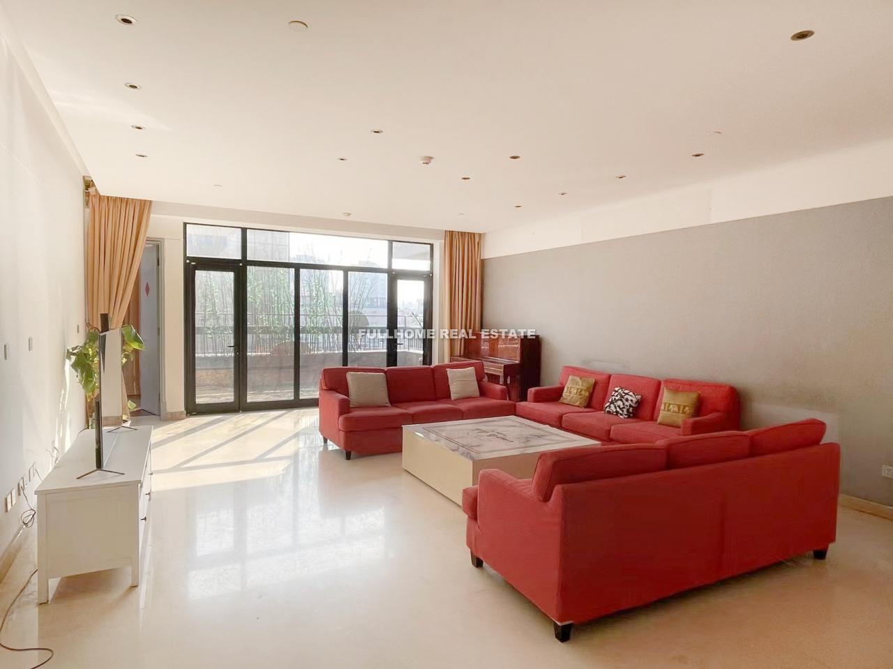 Same compound: Chateau Regency, 3 bedrooms in Beijing
