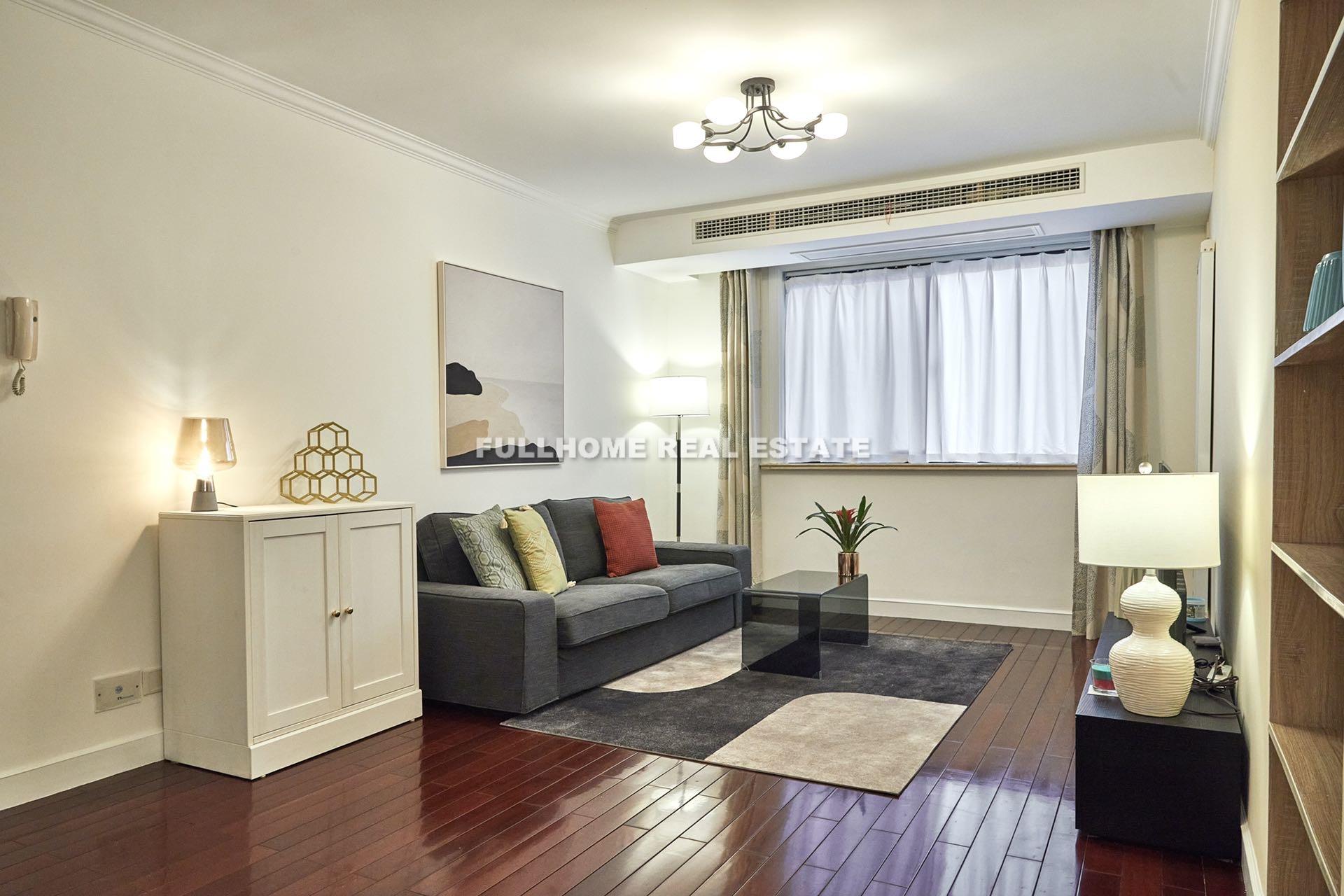 Same compound: Hongli Honggu Apartment, 2 bedrooms in Shanghai