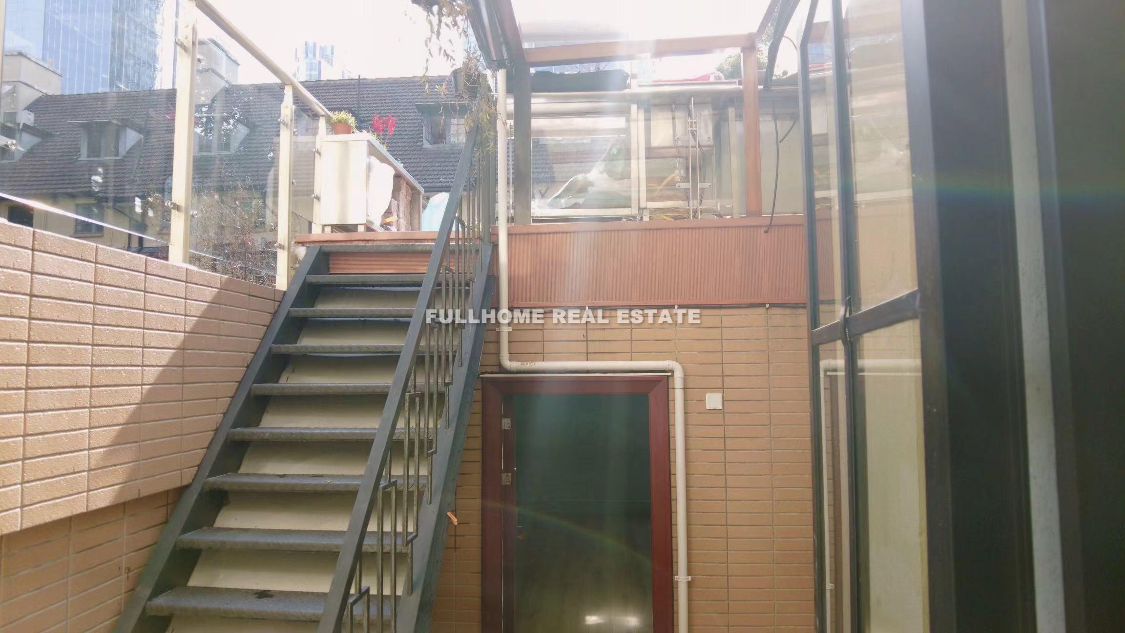 Lane 100-2000 West Nan Jing Road Old House - Interior view 6, Shanghai rental property