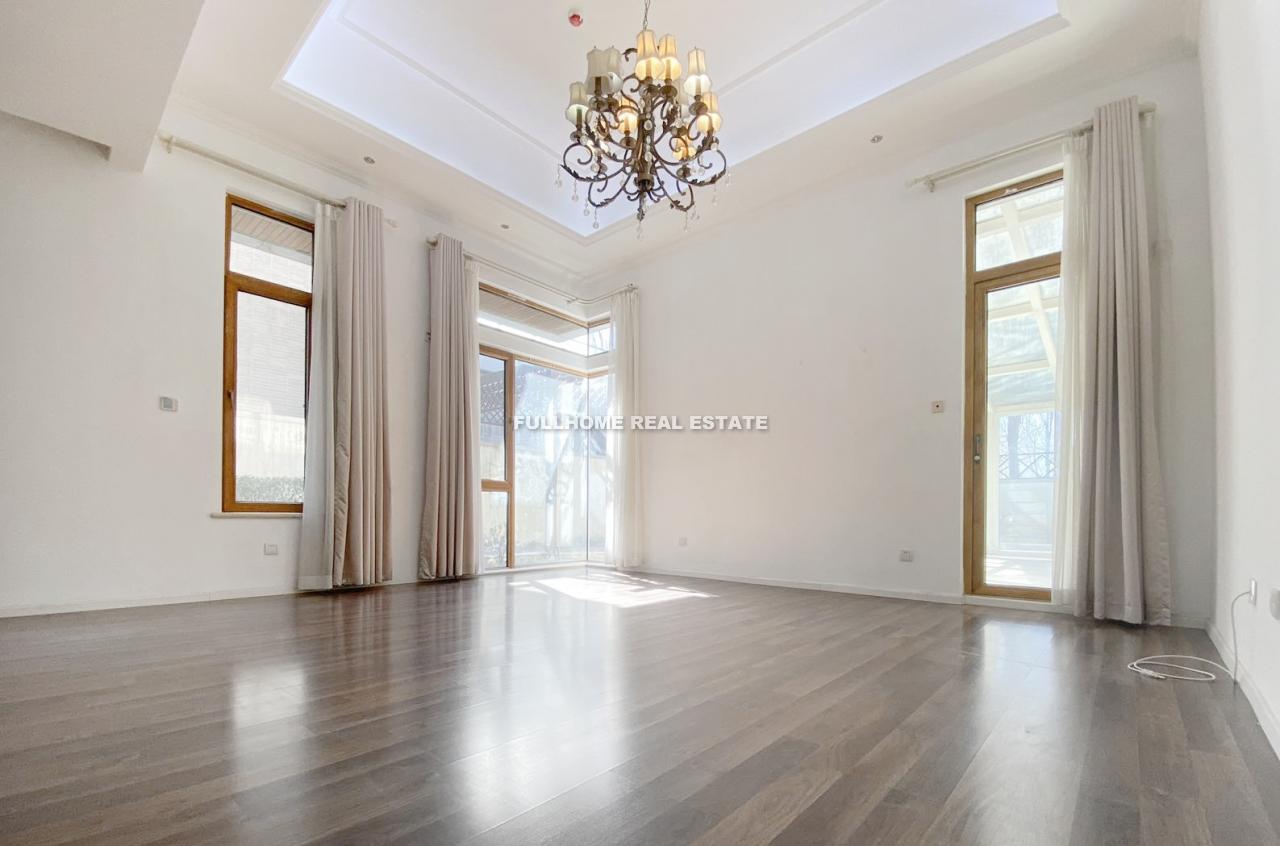 Similar property: Dragon Bay Villa, 5 bedrooms, 460 sqm in Beijing