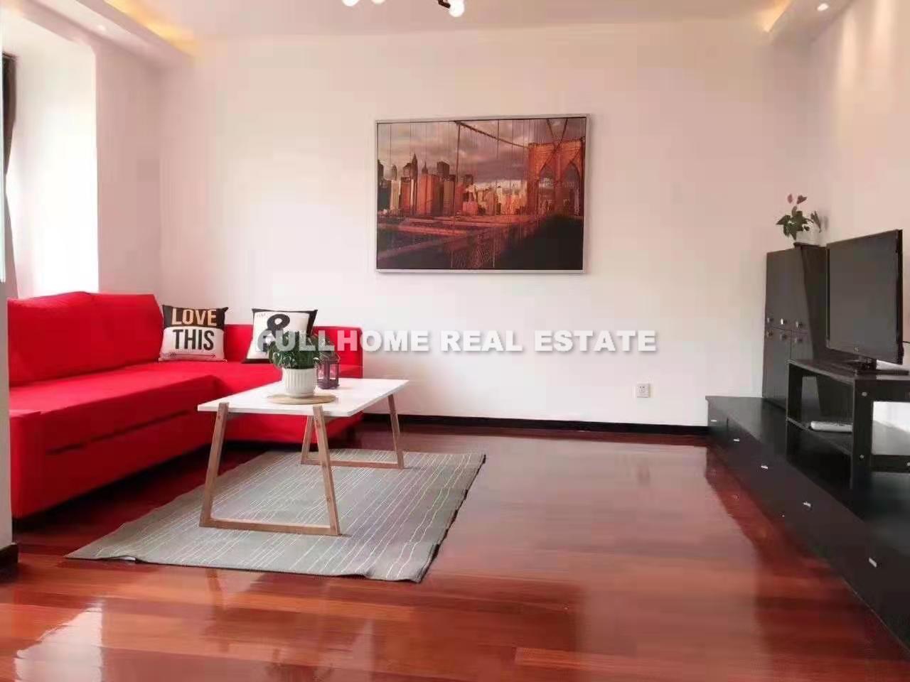 Same compound: Jian De Fang, 2 bedrooms in Shanghai