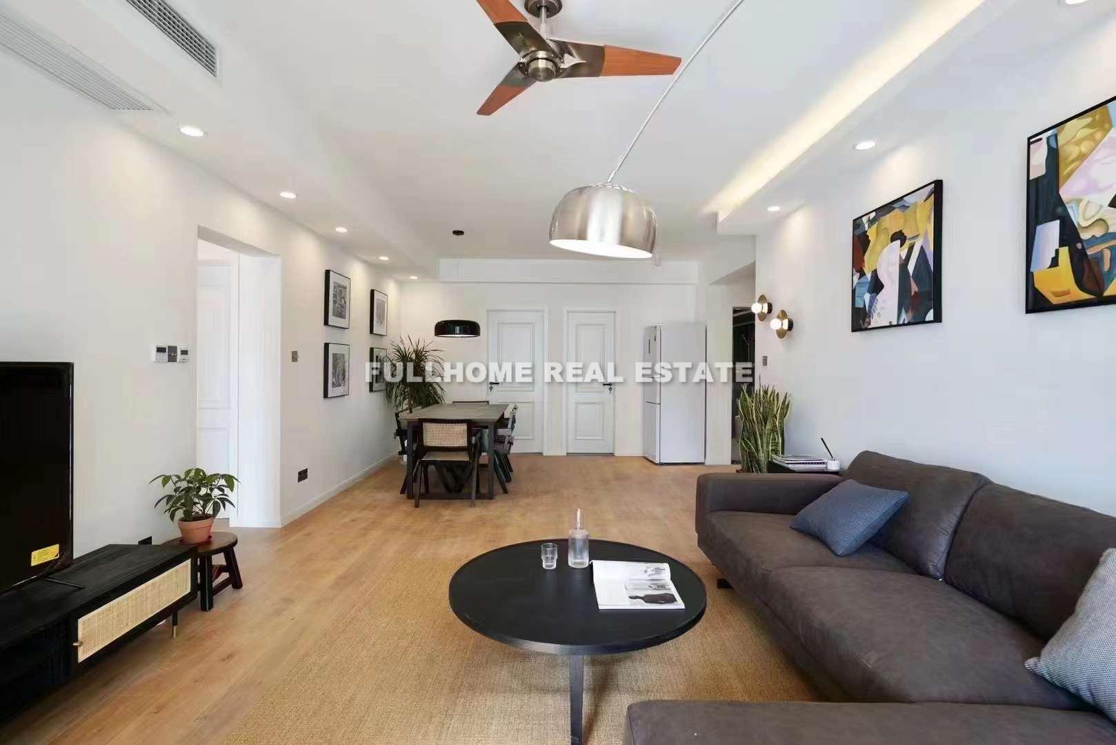 Smart Garden - 3 bedroom apartment in Shanghai, Jing An, Downtown