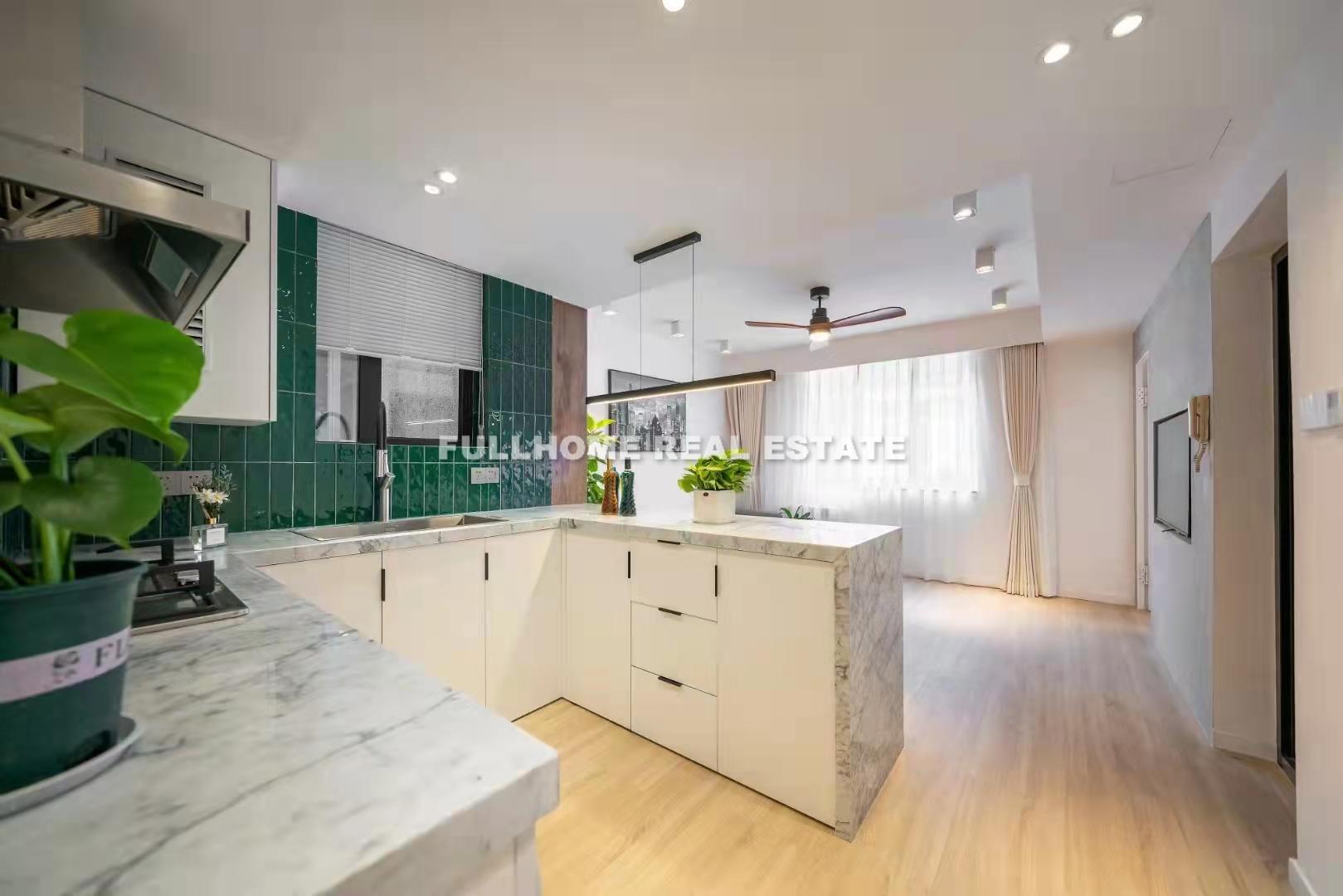 Ping He Li - 2 bedroom apartment in Shanghai, People Square, Downtown