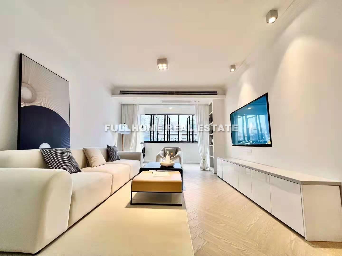 Same compound: Meishan Xinyuan, 2 bedrooms in Shanghai