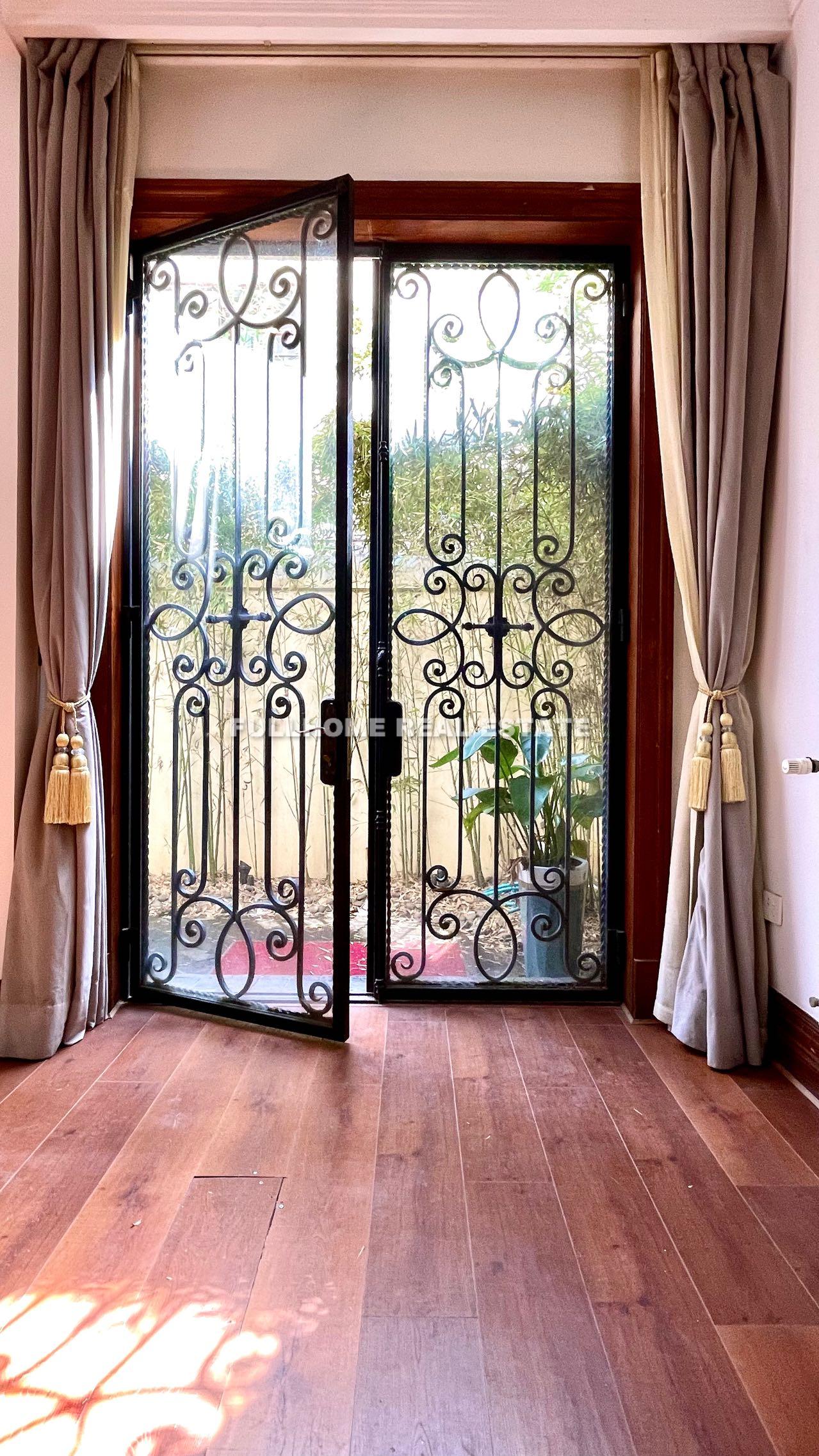 Lane 1501-2500 Middle Huaihai Road Old House	 - Interior view 5, Shanghai rental property