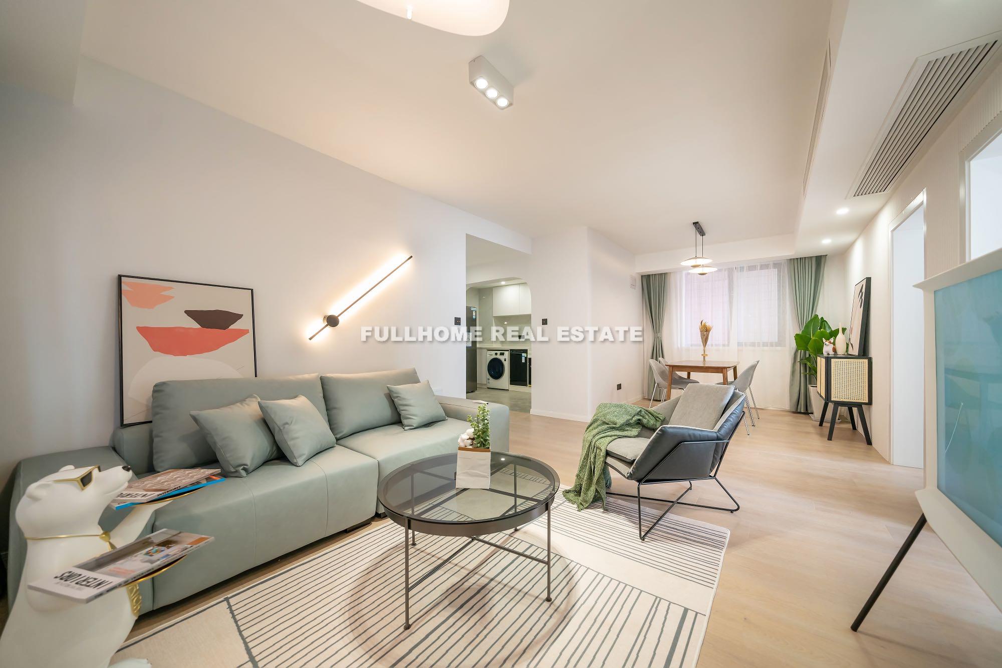 Same compound: Jin Xuan Apartment, 2 bedrooms in Shanghai