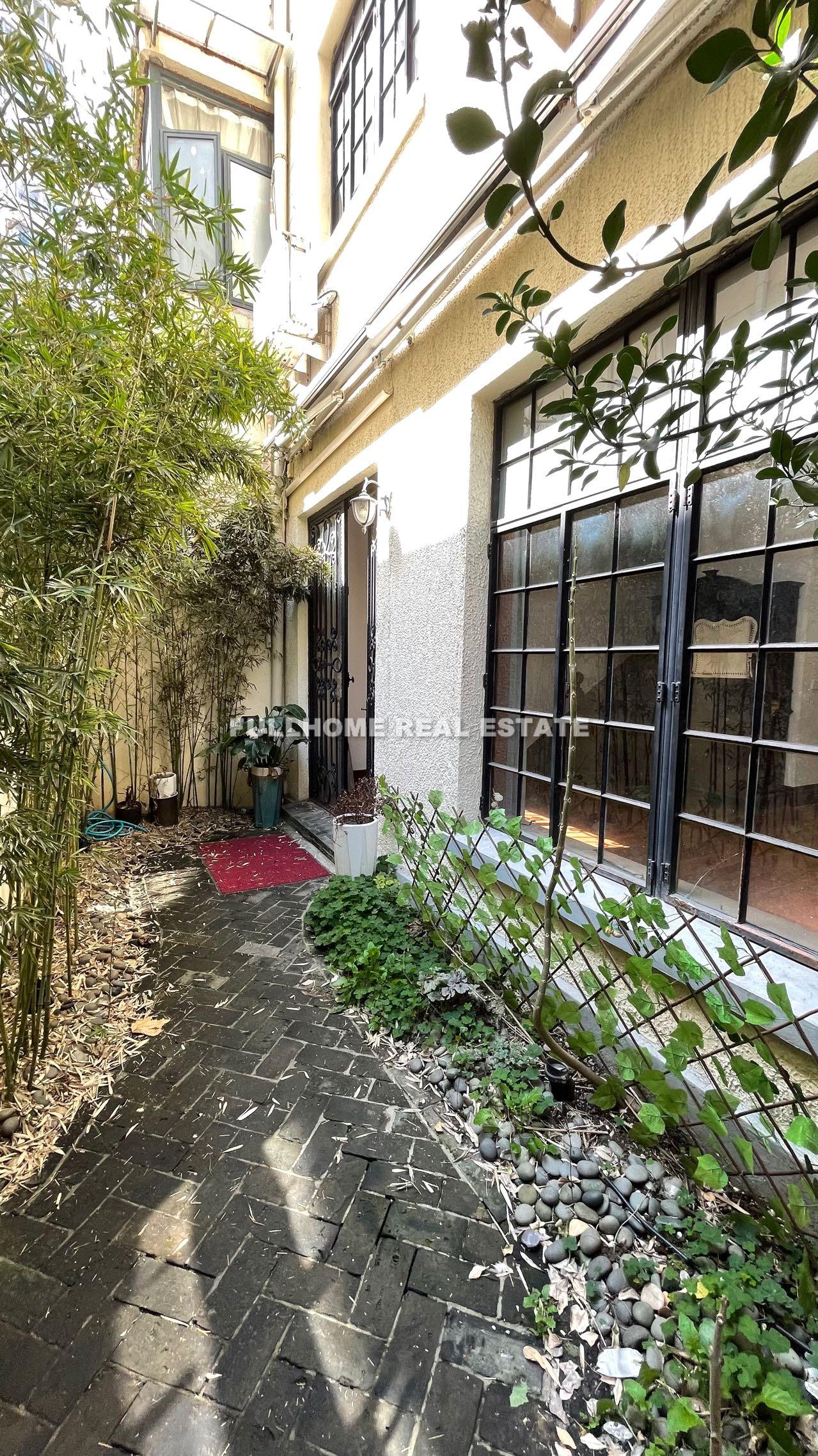 Lane 1501-2500 Middle Huaihai Road Old House	 - Interior view 4, Shanghai rental property