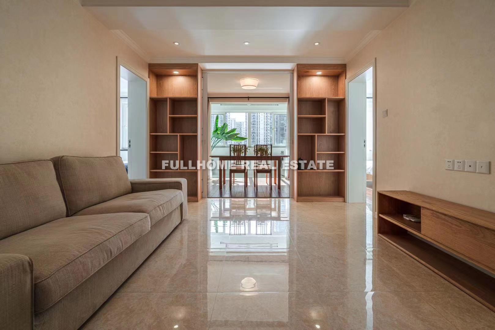 Same compound: Jiaoda Apartment, 2 bedrooms in Shanghai