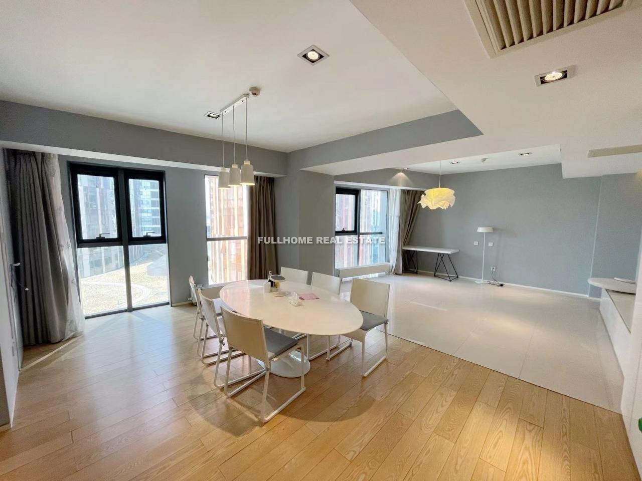 Sanlitun SOHO - 2 bedroom apartment in Beijing, Sanlitun