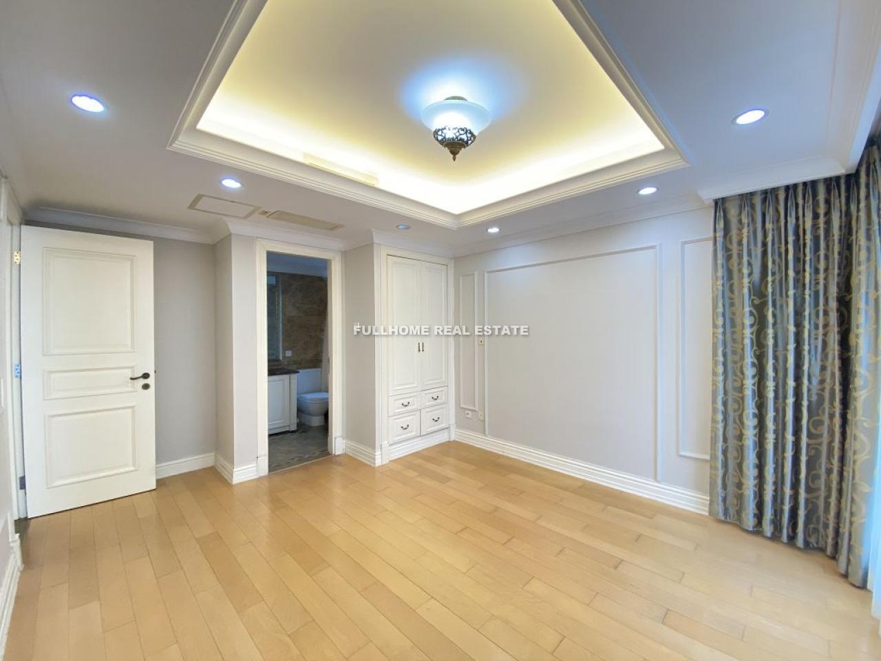 Chateau Edinburg - Interior view 2, Beijing rental property
