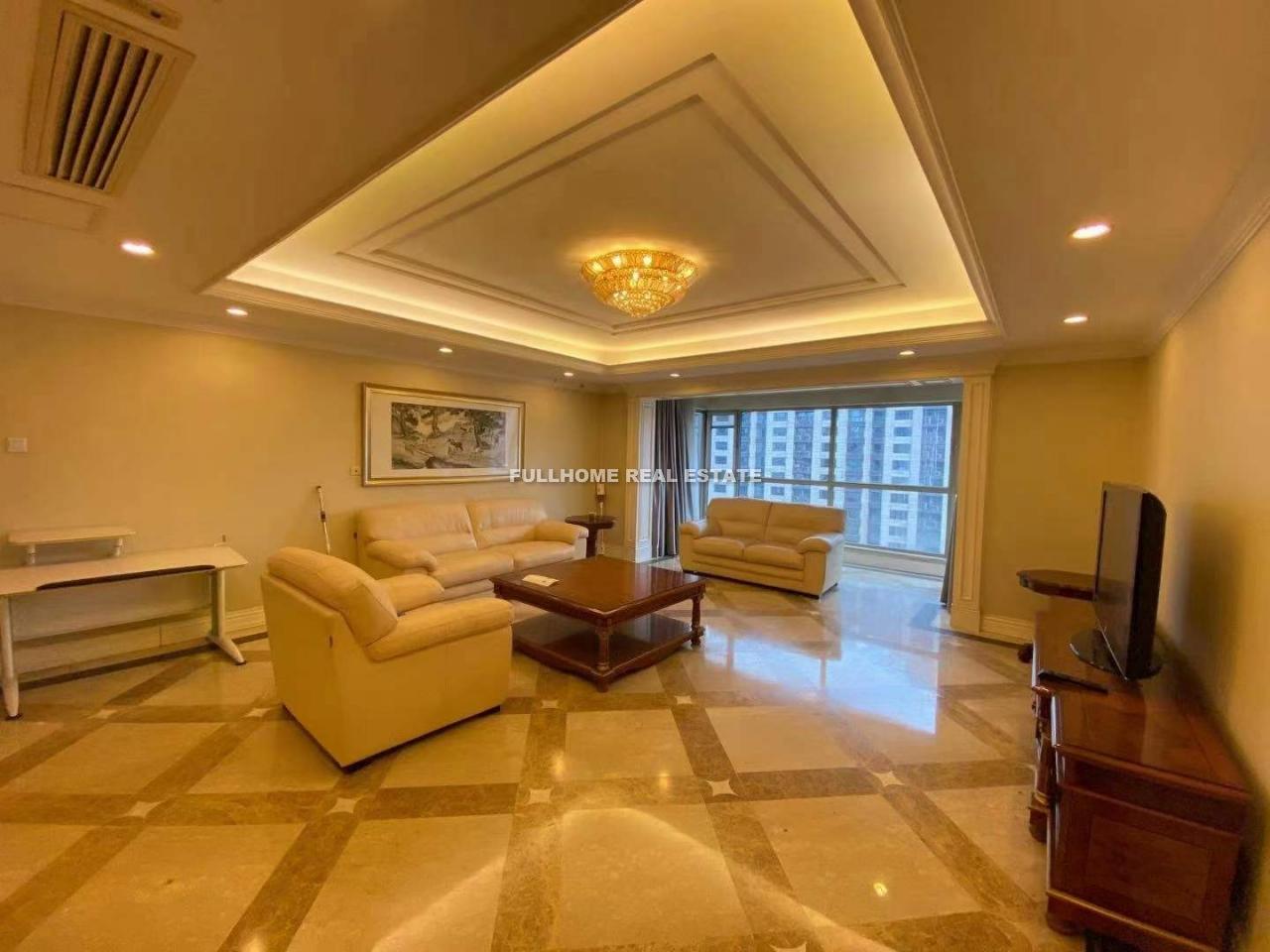 Chateau Edinburg - Interior view 2, Beijing rental property