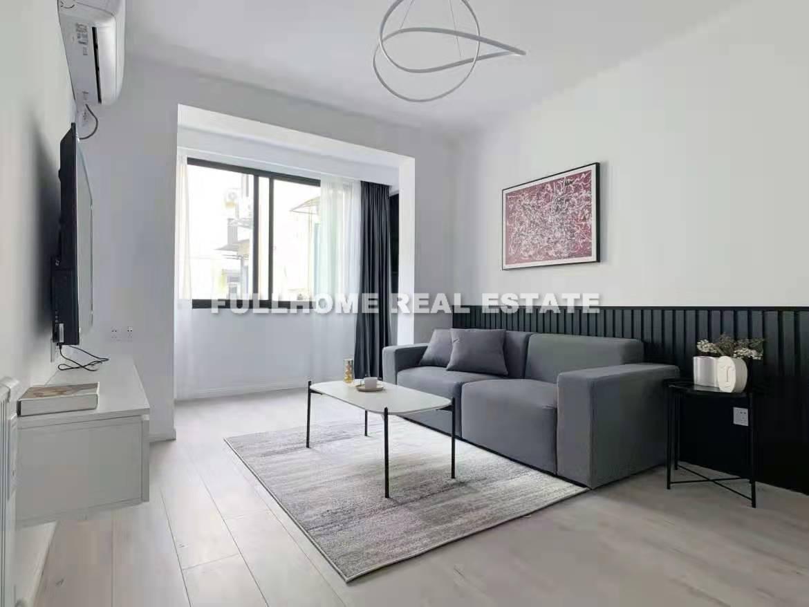 Lane 1-500 Changning Branch Road Old House - 1 bedroom apartment in Shanghai, Downtown, Downtown