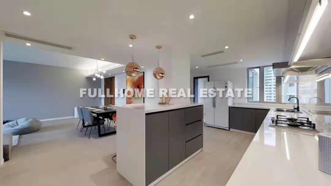 Similar property: Wellington Garden, 4 bedrooms, 240 sqm in Shanghai
