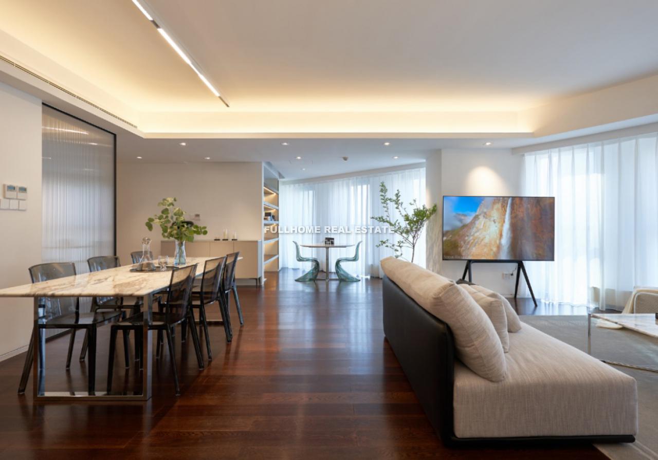 Sanlitun SOHO - 3 bedroom apartment in Beijing, Sanlitun