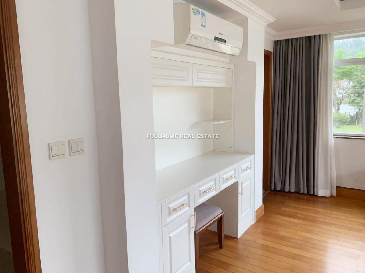 Golden Lake Garden - Interior view 10, Guangzhou rental property