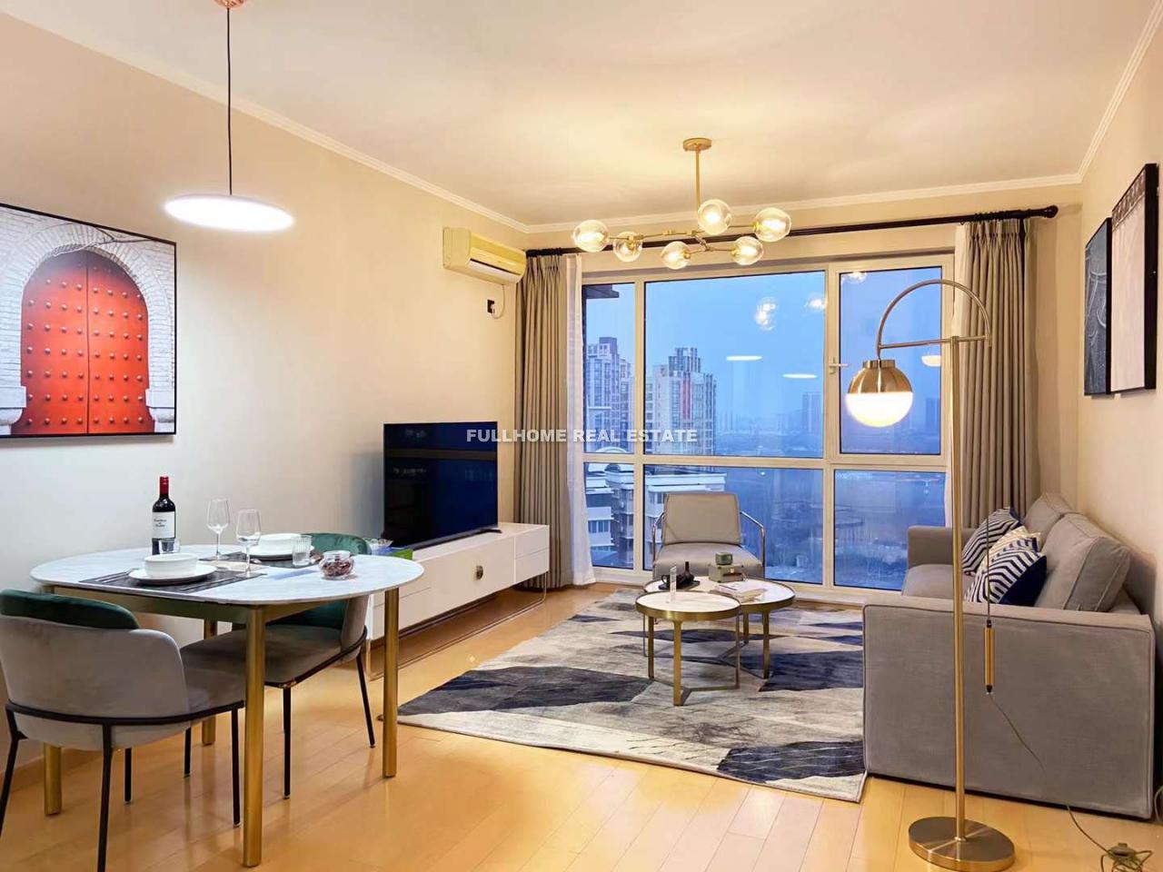 Phoenix City - 1 bedroom apartment in Beijing, Lufthansa