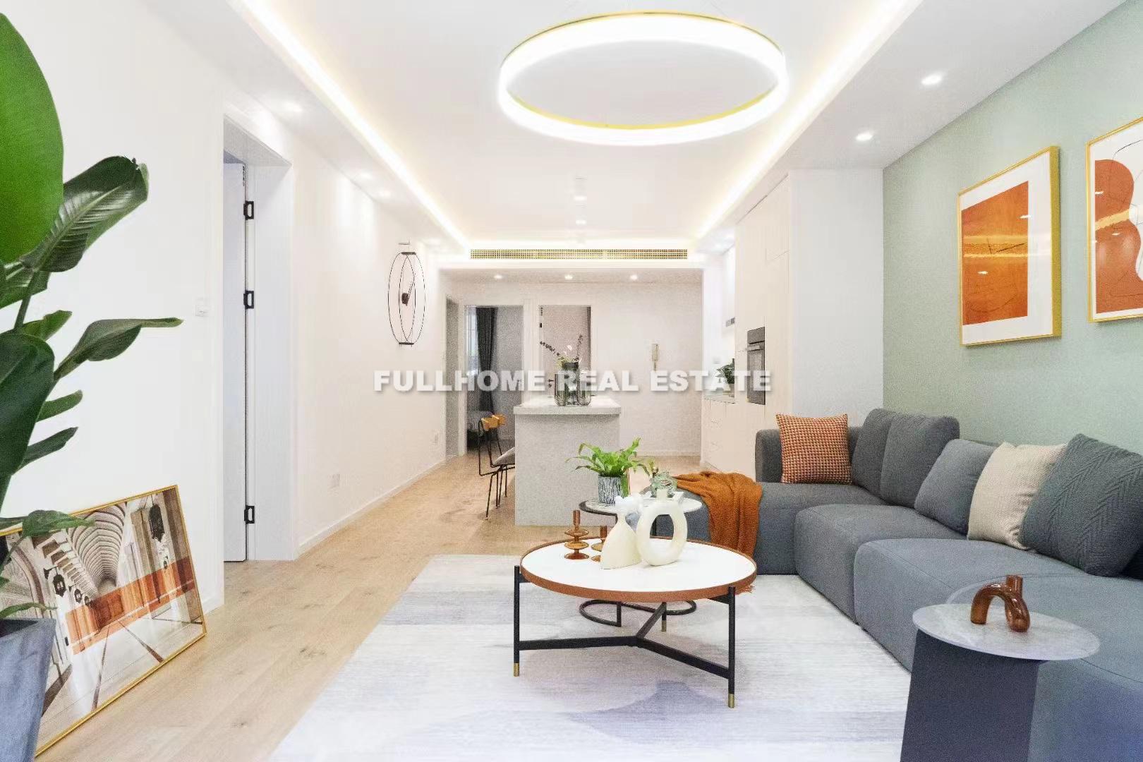 Same compound: Luwan City Garden, 3 bedrooms in Shanghai