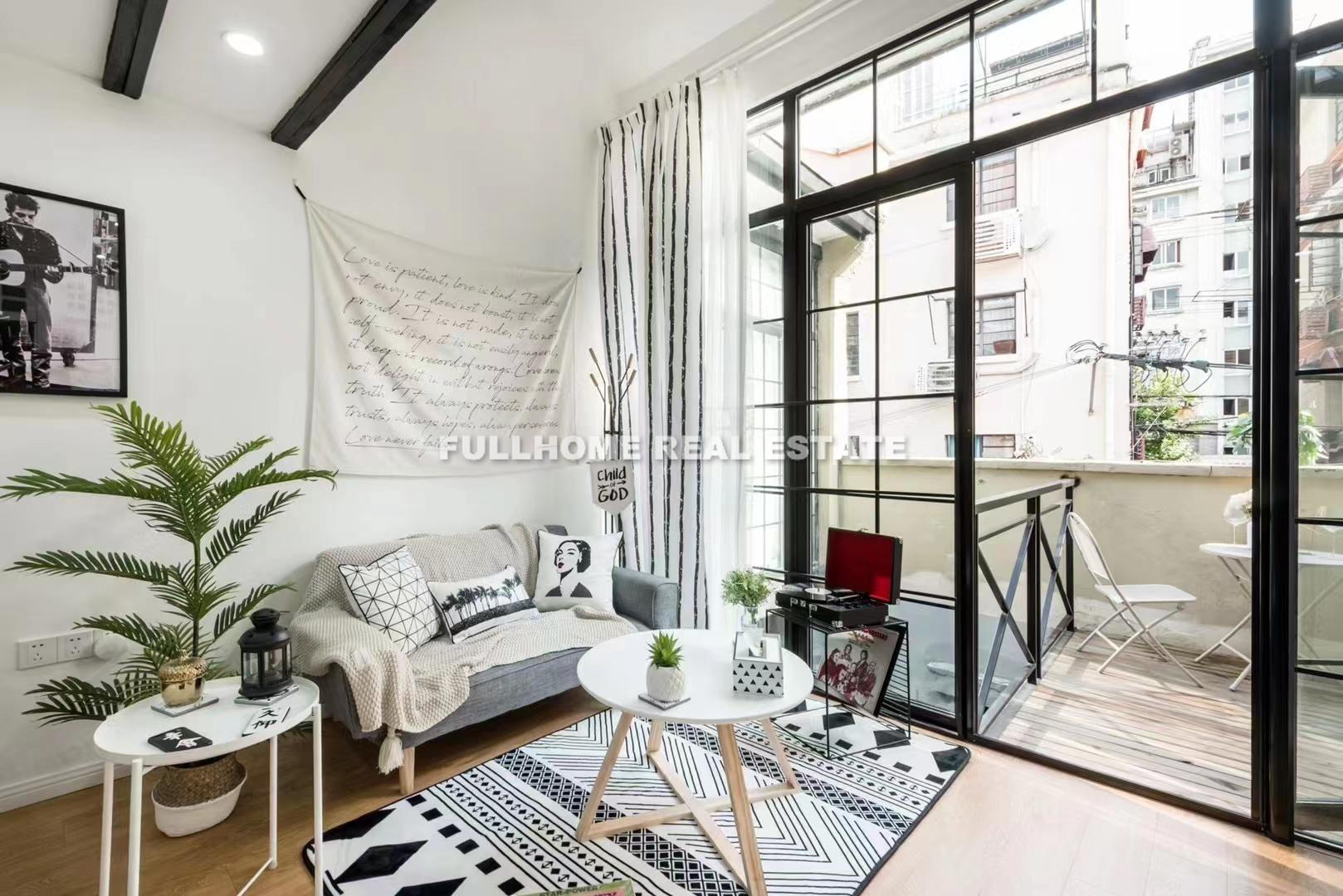 Same compound: Tai He Fang, 2 bedrooms in Shanghai