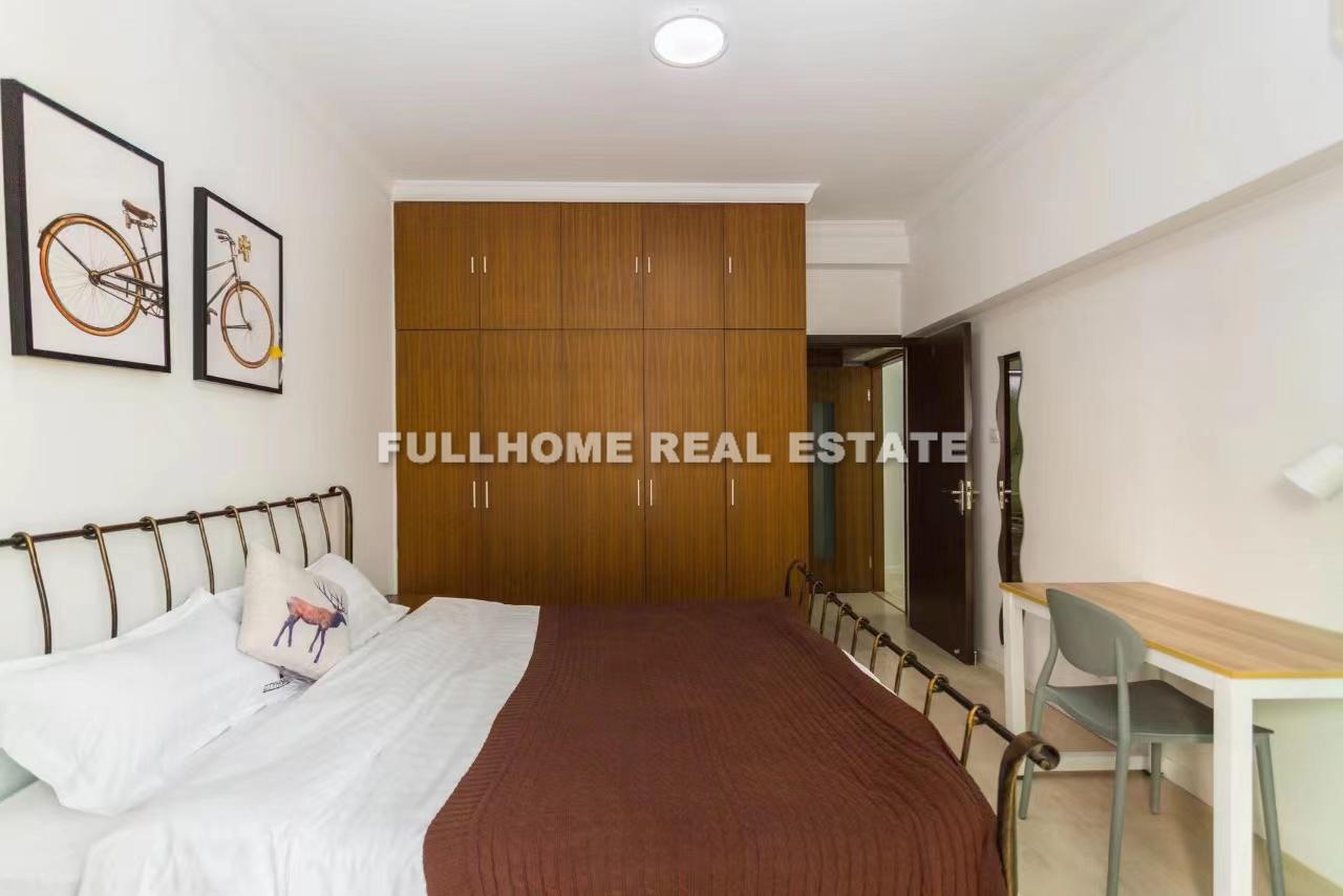 St. Johnson - 4 bedroom apartment in Shanghai, Zhongshan Park, Downtown