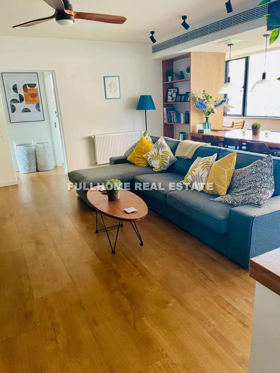 Haifu Apartment - 3 bedroom apartment in Shanghai, Downtown, Downtown