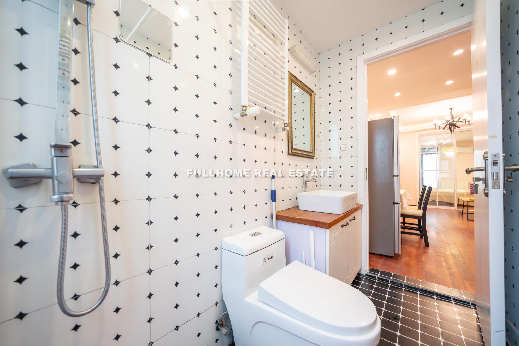 Lane 1-100 Fenyang Road Old House - Interior view 7, Shanghai rental property
