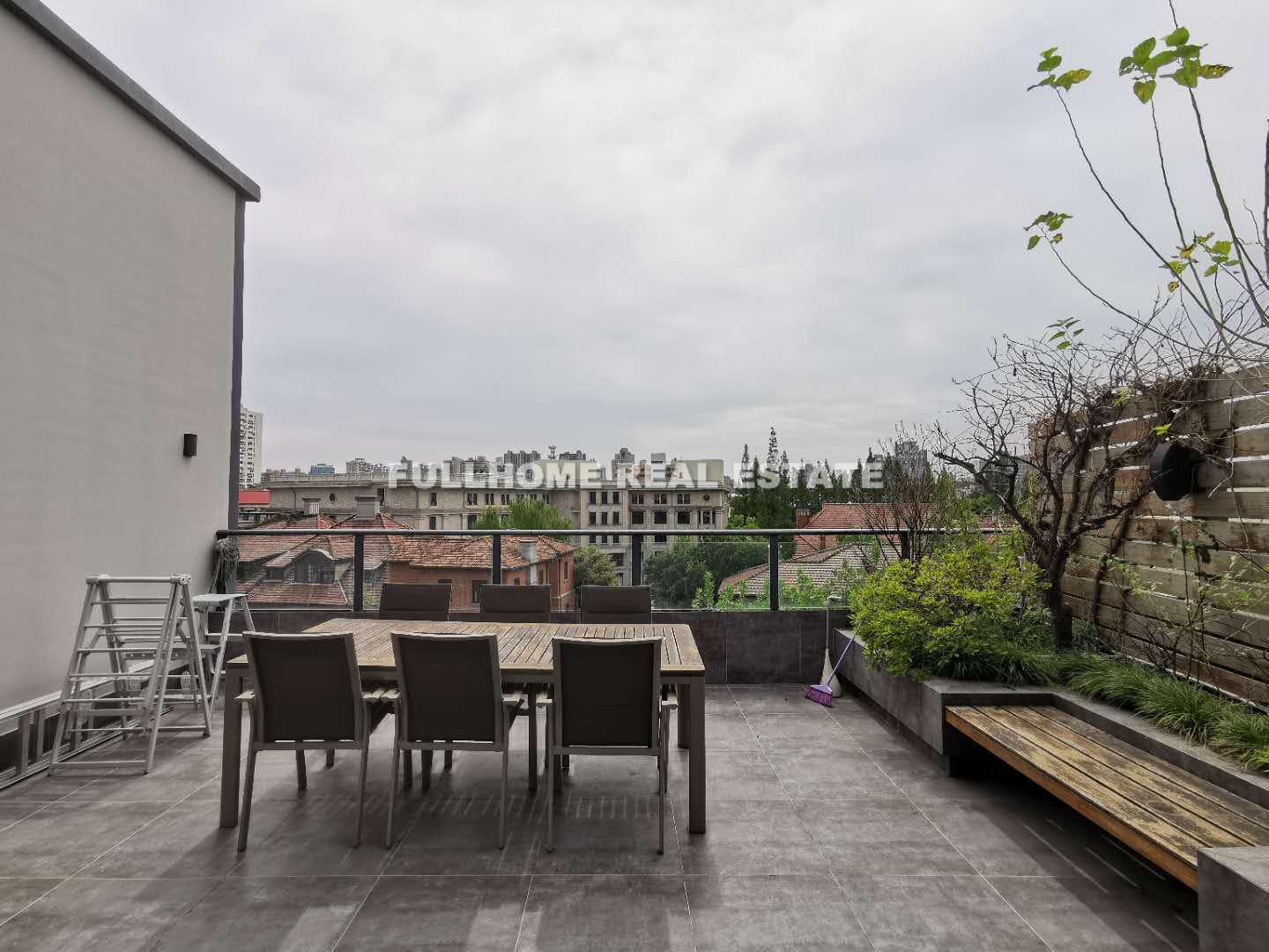 Same compound: Gascogne, 2 bedrooms in Shanghai