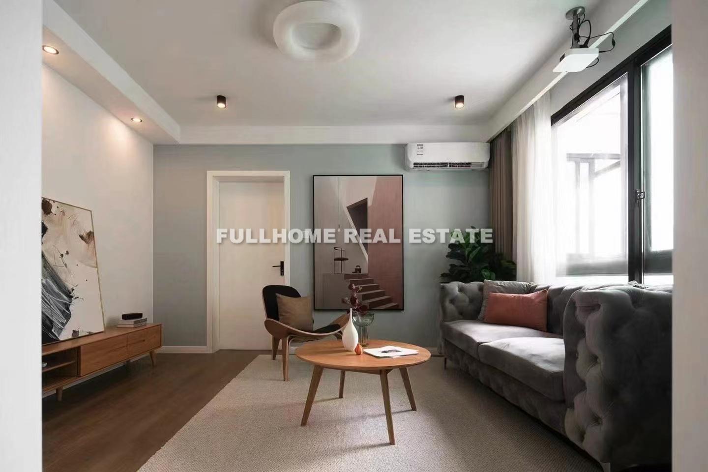 Top Of City - 2 bedroom apartment in Shanghai, People Square, Downtown