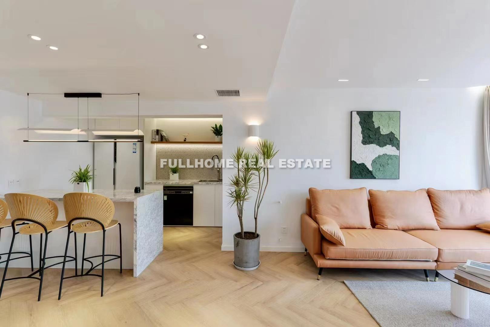 Xin Hua Yuan - 3 bedroom apartment in Shanghai, Downtown, Downtown