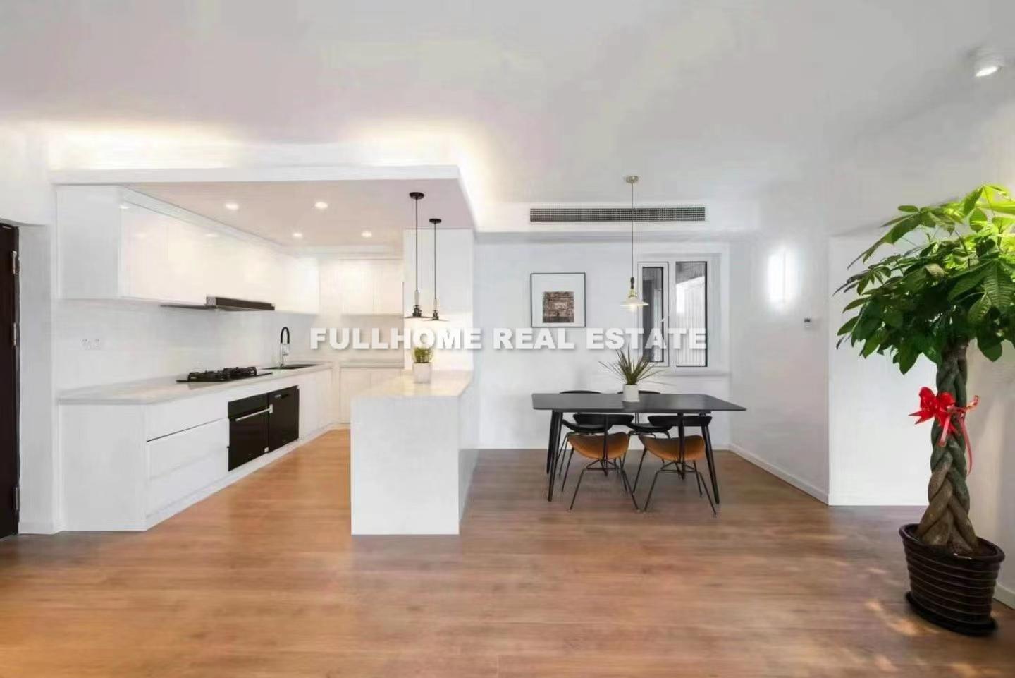 Jinqiao Garden - 3 bedroom apartment in Shanghai, Downtown, Downtown