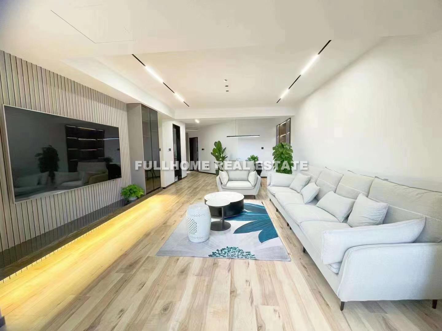 Same compound: Guo Zhong Apartment, 3 bedrooms in Shanghai