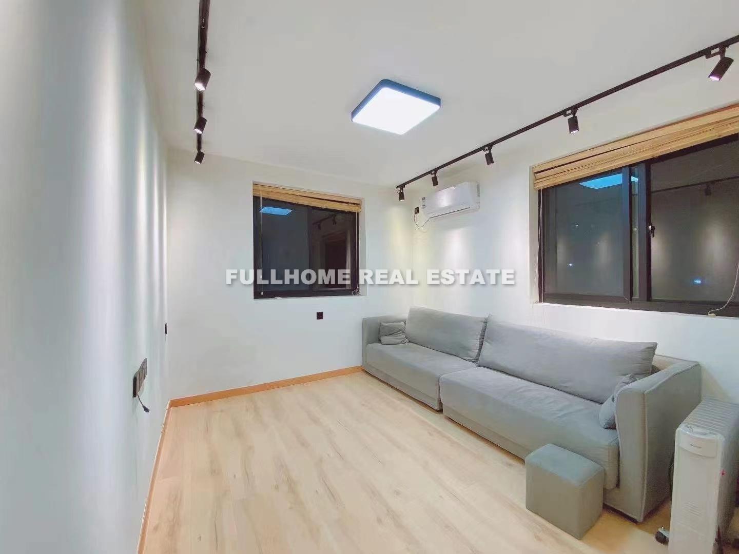 Lane 1-999Yuyuan Road Old House - 1 bedroom apartment in Shanghai, Jing An, Downtown