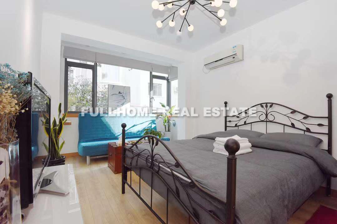 Lane 1000-1500 Xinzha Road Old House	 - Interior view 6, Shanghai rental property