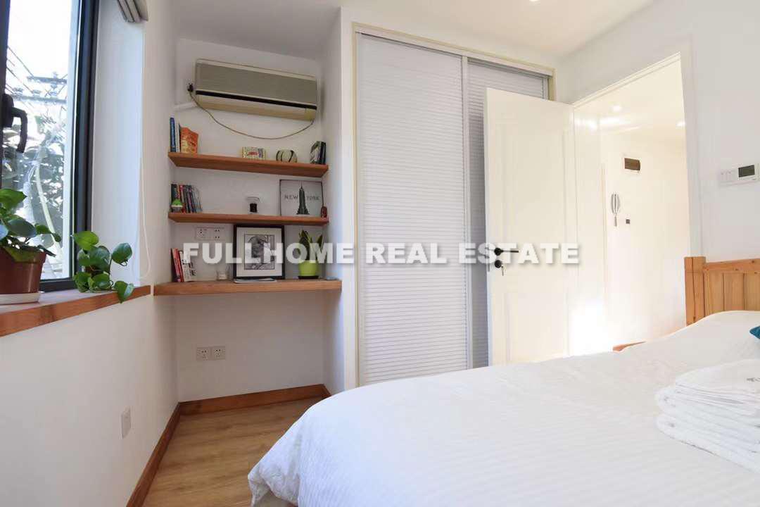 Lane 1000-1500 Xinzha Road Old House	 - Interior view 4, Shanghai rental property