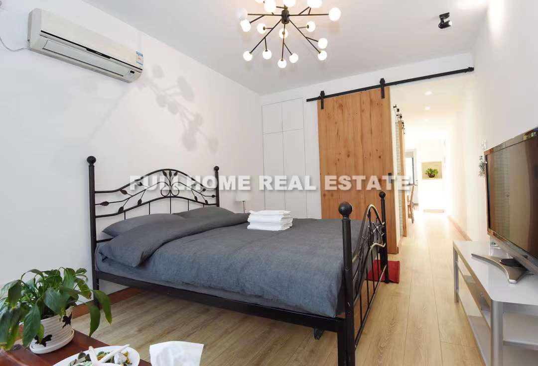 Lane 1000-1500 Xinzha Road Old House	 - Interior view 8, Shanghai rental property