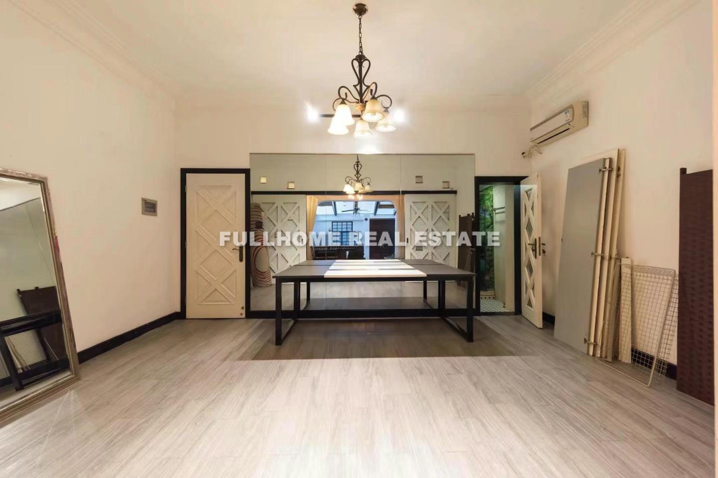 Lane 200-500 Zhenning Road Old House - Interior view 3, Shanghai rental property