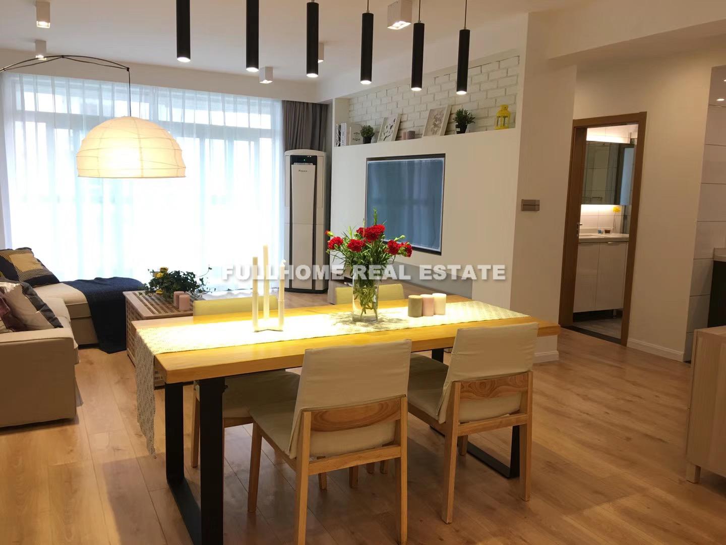 Yunhe Garden - 3 bedroom apartment in Shanghai, Jing An, Downtown