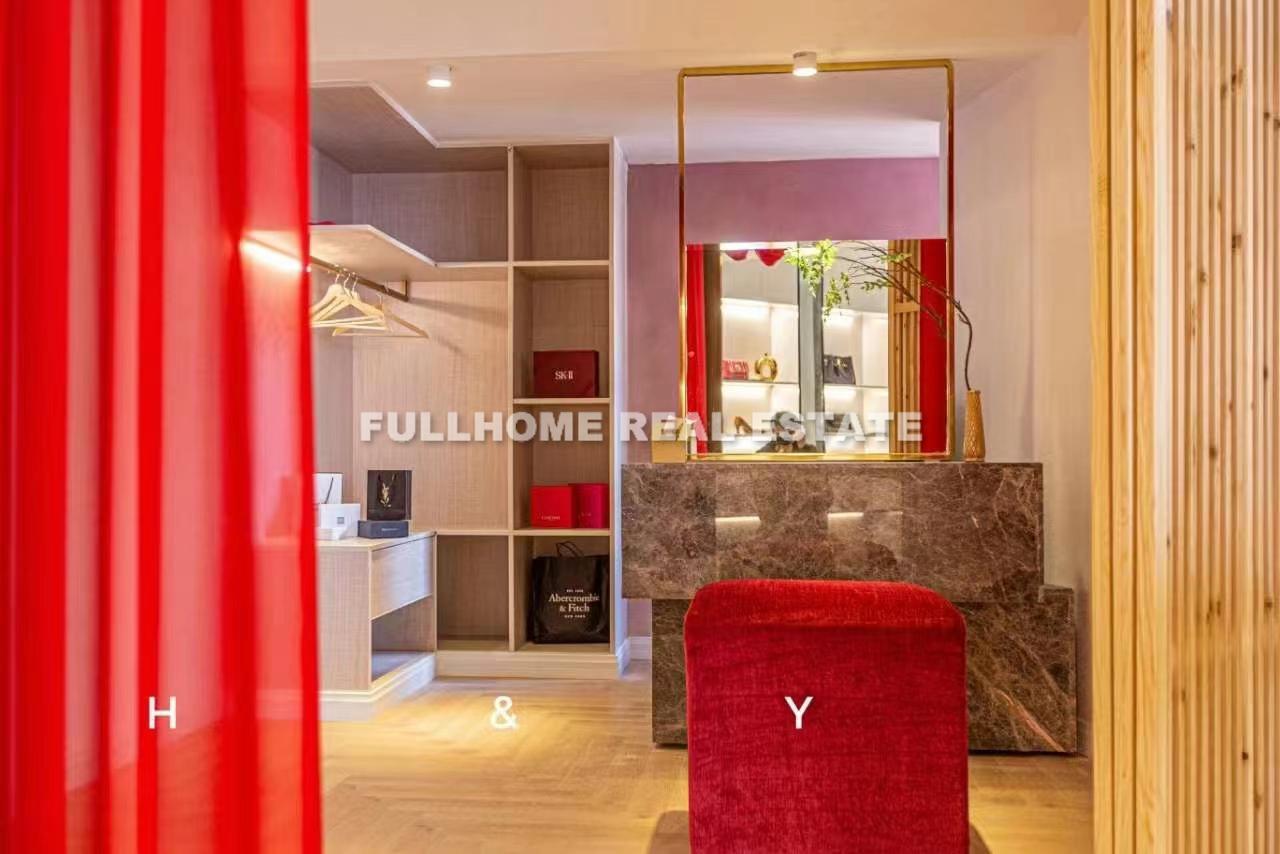 Jiahui Plaza - Interior view 2, Shanghai rental property