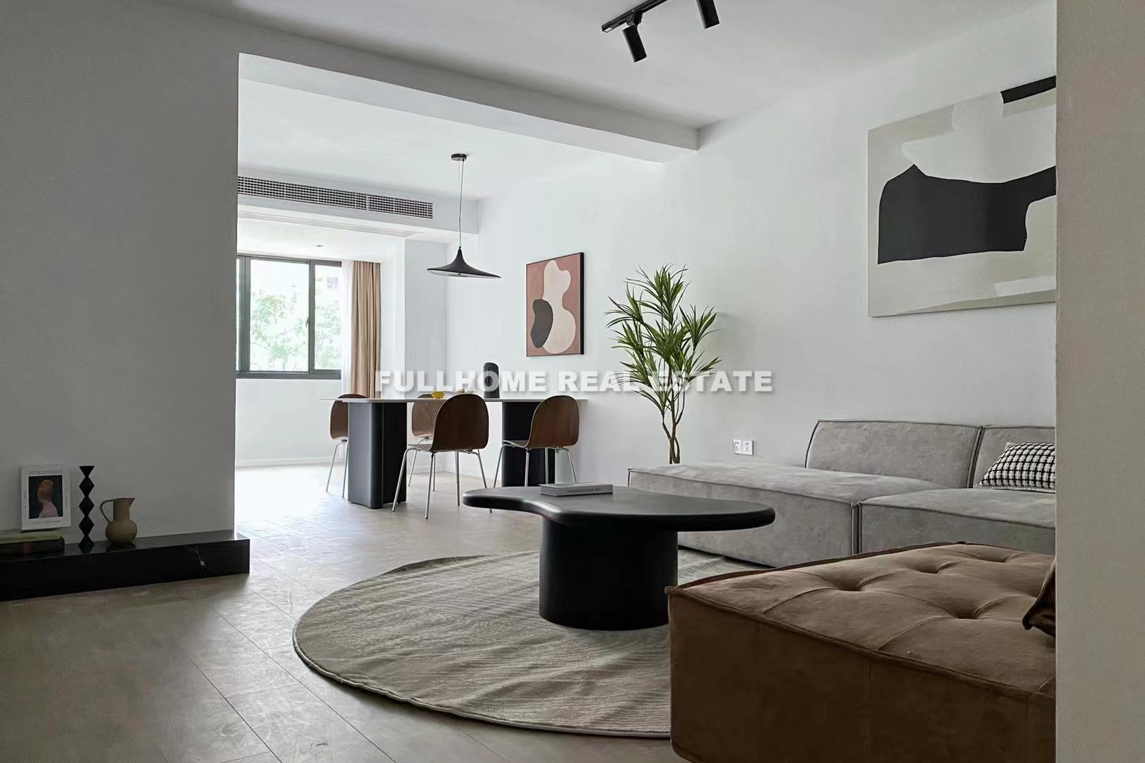 Jiaxin City Garden - 2 bedroom apartment in Shanghai, Downtown, Downtown