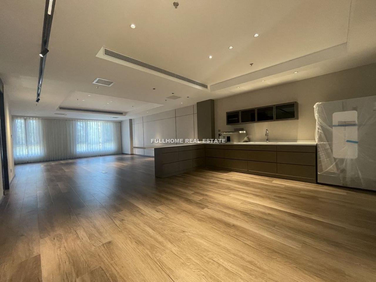 Shoukai Bojun - 4 bedroom apartment in Beijing, Sanlitun