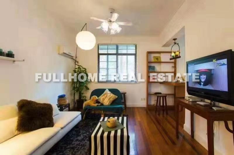 Lane1-500 Taiyuan Road Old House - 1 bedroom apartment in Shanghai, Xujiahui, Downtown