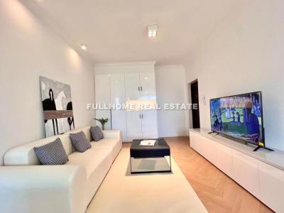 Same compound: No.1-1000 West Zhongshan Road Old House, 1 bedrooms in Shanghai