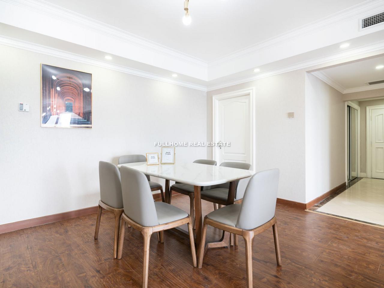 Hairun International Apartment - 4 bedroom apartment in Beijing, Lido
