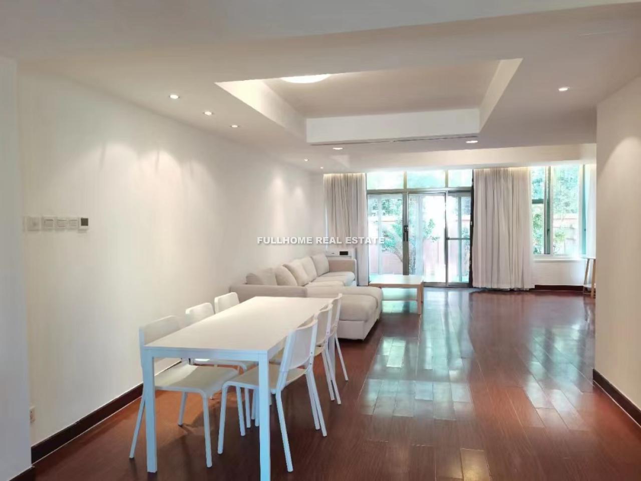 Similar property: Beijing Riviera, 3 bedrooms, 210 sqm in Beijing