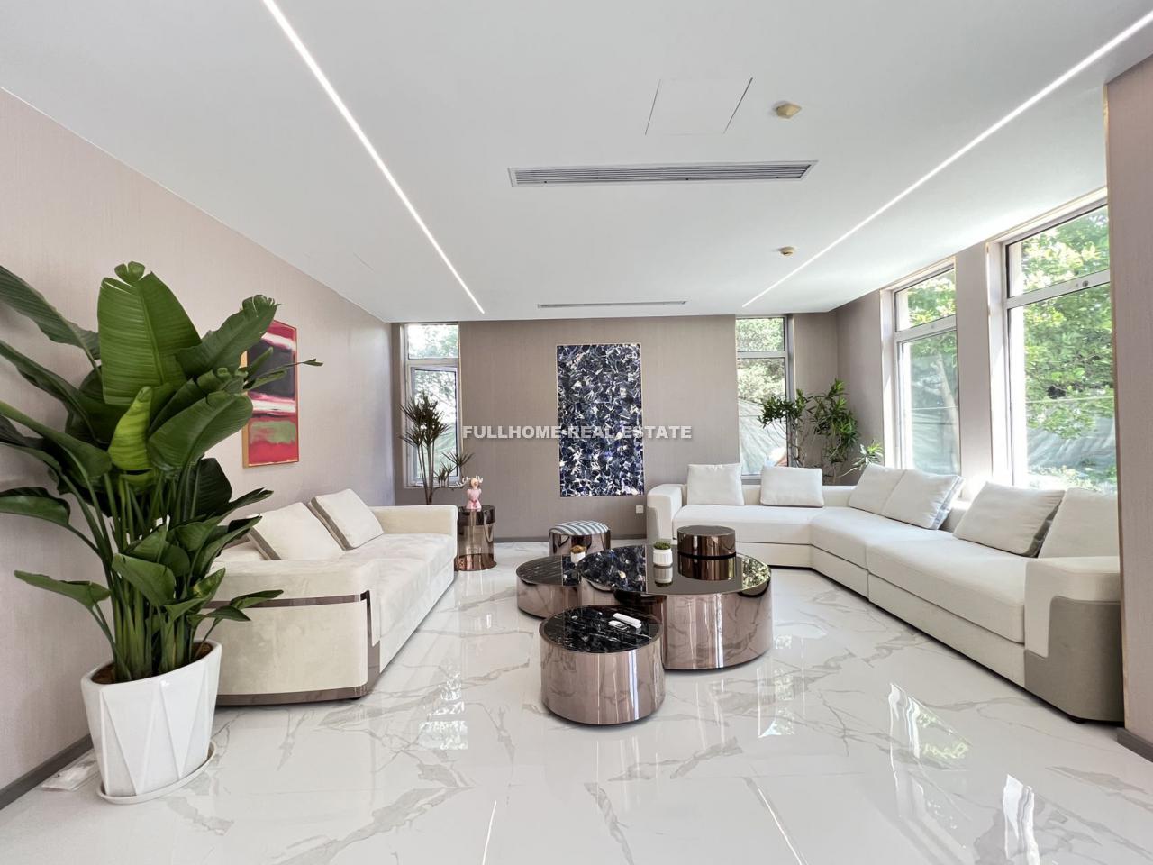 Similar property: Yosemite, 5 bedrooms, 574 sqm in Beijing