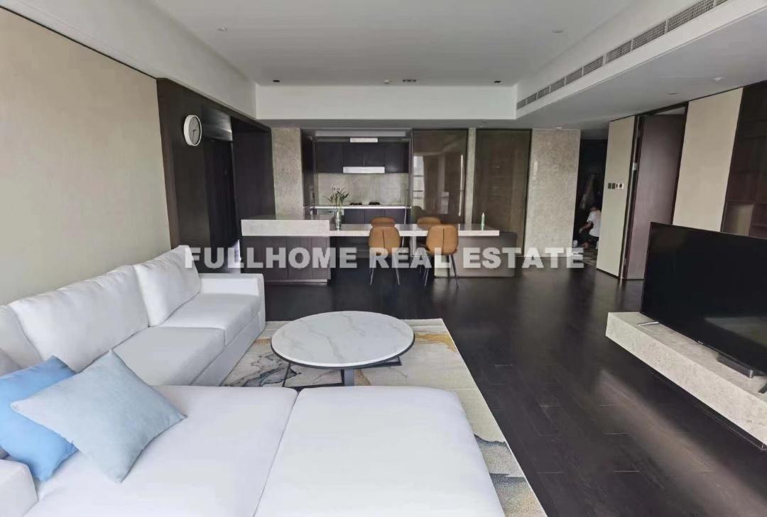Suhe Creek - 4 bedroom apartment in Shanghai, Hongko and Yangpu, Downtown