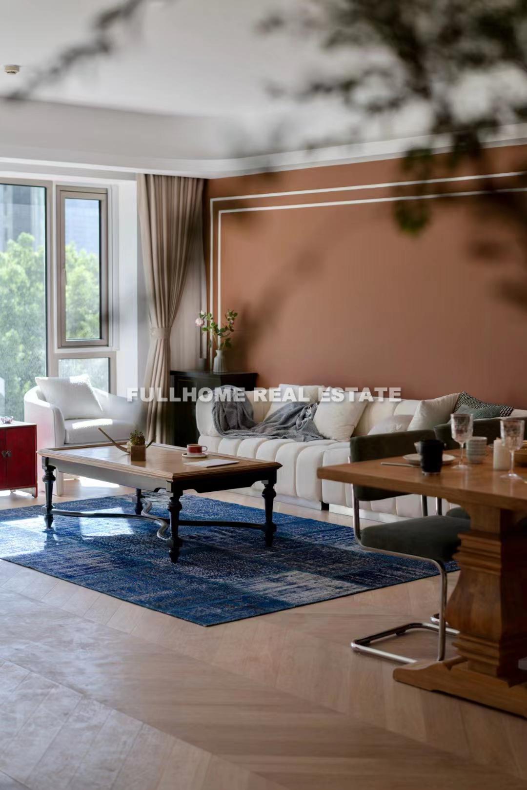 Shimao Riviera Garden - 3 bedroom apartment in Shanghai, Lujiazui, Pudong