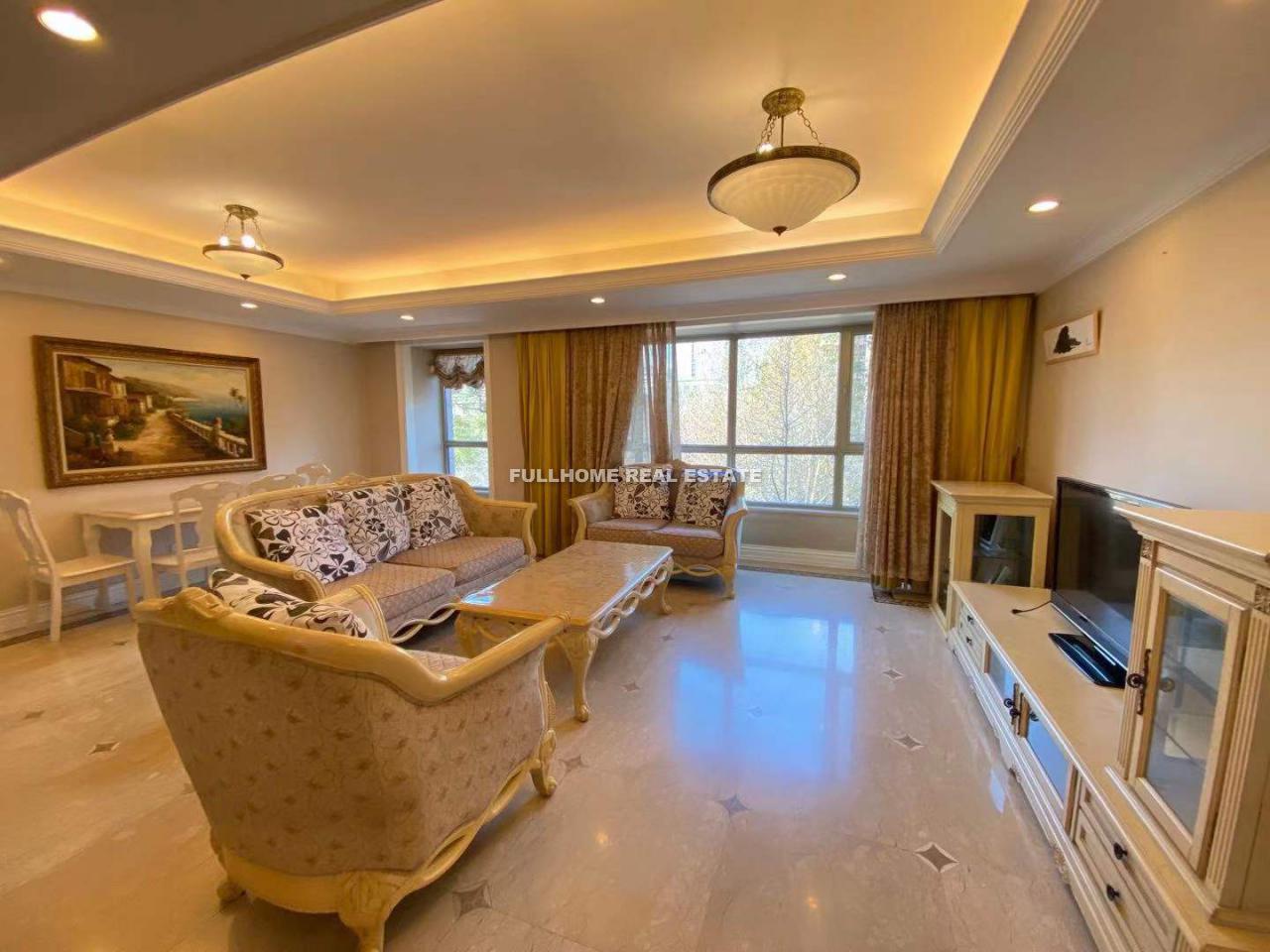 Same compound: Chateau Edinburg, 2 bedrooms in Beijing